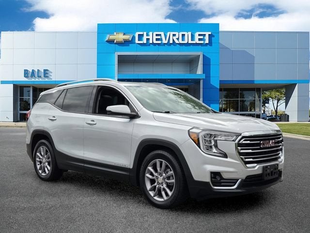 2022 GMC Terrain SLT in Quicksilver Metallic — front three-quarter view
